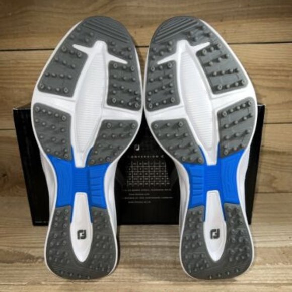 Athletic_Shoes